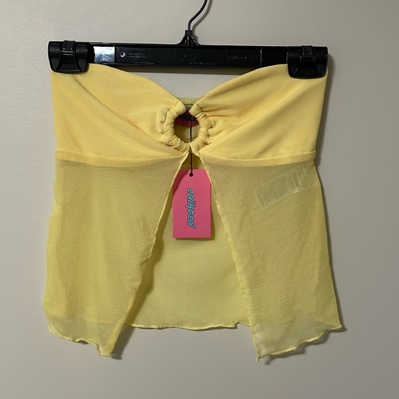 Edikted - Cyrene Split Front Sheer Mesh Top - Yellow - XSmall - Picture 2 of 4